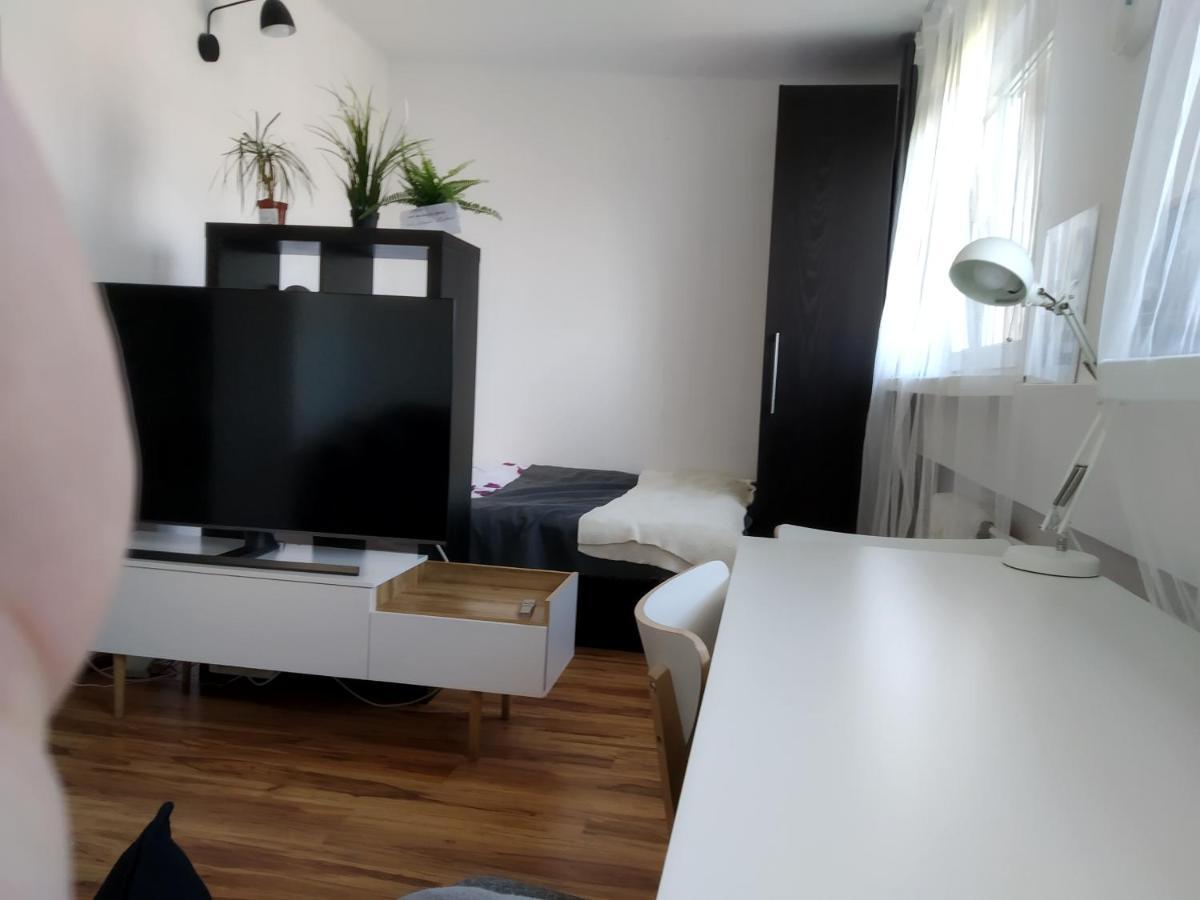 Apartament Mazowiecka 125 Cracovia Exterior foto